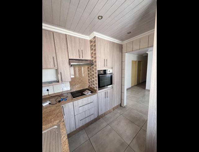 3 BEDROOM PROPERTY TO RENT IN EIKENHOF